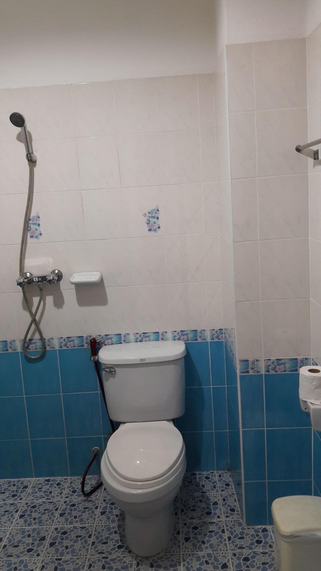 Patong Green Mango Guesthouse מראה חיצוני תמונה