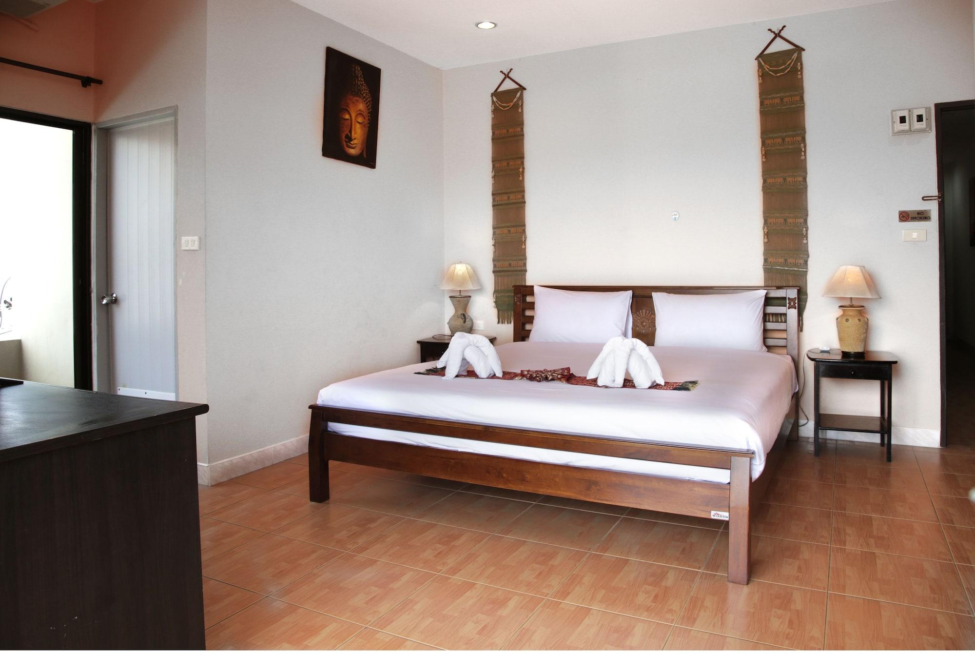 Patong Green Mango Guesthouse מראה חיצוני תמונה